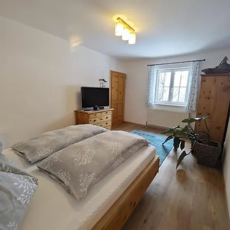 Lovely House With Mountain View & Big Garden In * Bad Aussee