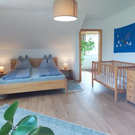 Lovely House With Mountain View & Big Garden In Bad Aussee