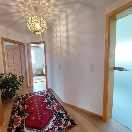 Lovely House With Mountain View & Big Garden In Feriehus