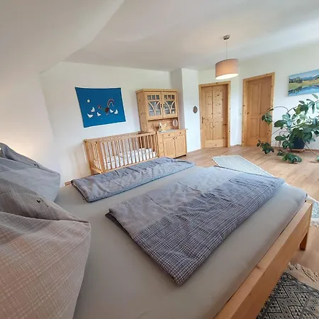 Lovely House With Mountain View & Big Garden In Feriehus *