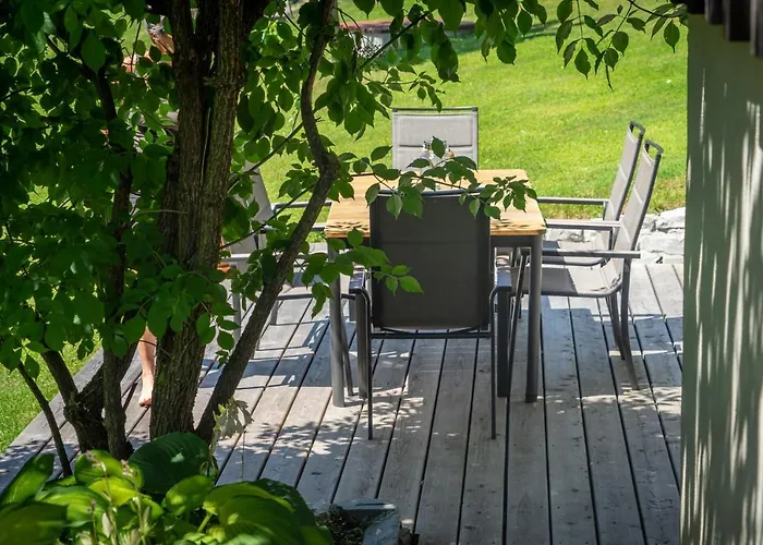 Nyaraló Lovely House With Mountain View & Big Garden In Bad Aussee