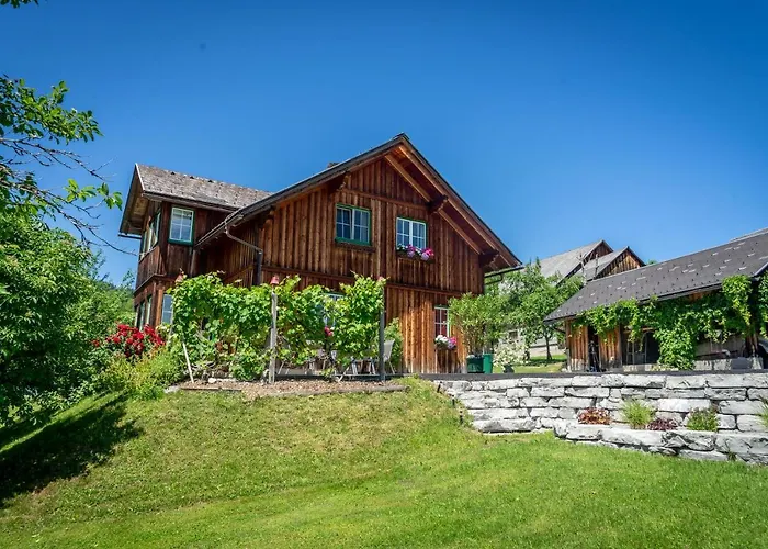 Lovely House With Mountain View & Big Garden In בית נופש באד אאוסי