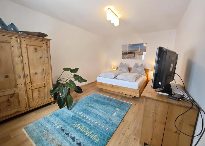 Lovely House With Mountain View & Big Garden In Nyaraló *