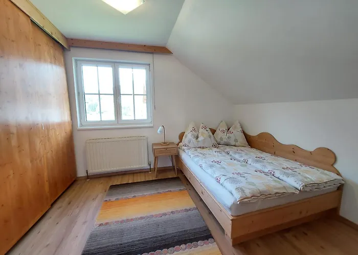 Lovely House With Mountain View & Big Garden In