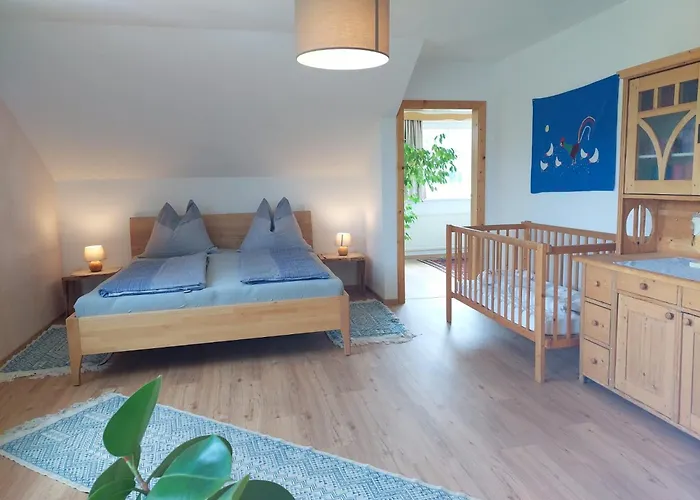 Lovely House With Mountain View & Big Garden In Bad Aussee