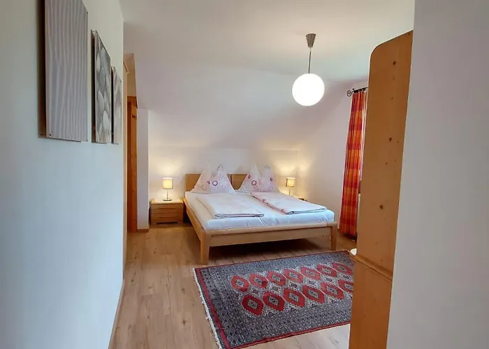 Lovely House With Mountain View & Big Garden In Nyaraló Bad Aussee