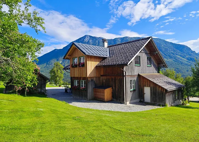 Lovely House With Mountain View & Big Garden In Nyaraló *