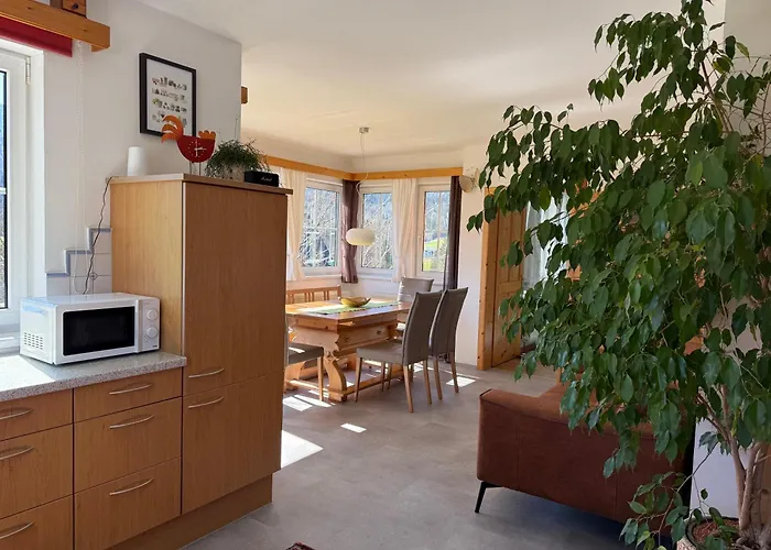 Lovely House With Mountain View & Big Garden In